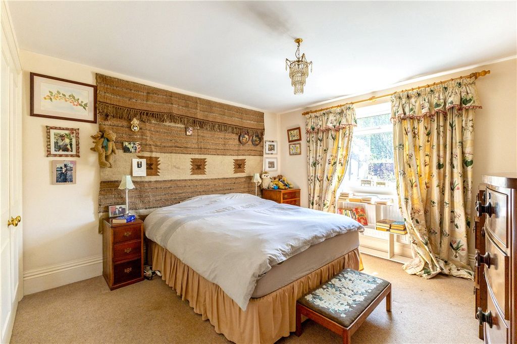 Additional image 11 of 5 bed detached house for saleHigh Street, Manton, Marlborough, Wiltshire SN8