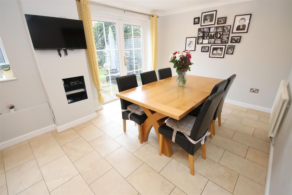 Additional image 5 of 5 bed detached house for saleAintree Drive, Chippenham SN14