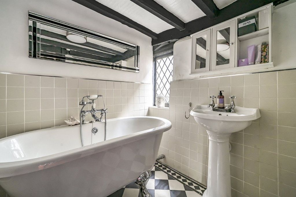 Additional image 9 of 4 bed detached house for saleBay Road, Bracknell, Berkshire RG12