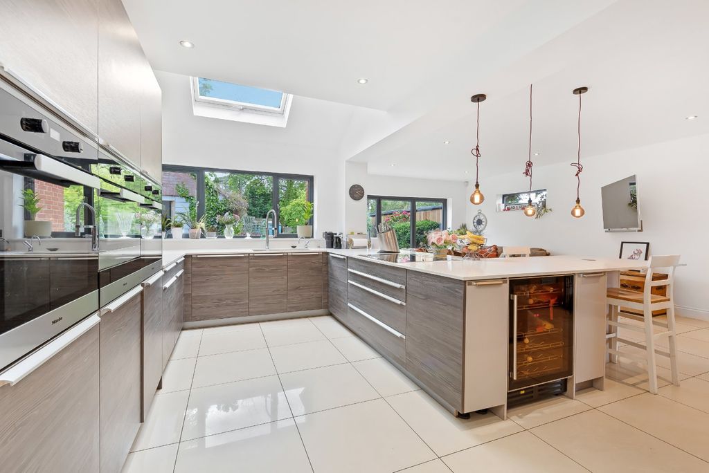 Additional image 4 of 4 bed detached house for saleThe Avenue, Ascot, Berkshire SL5