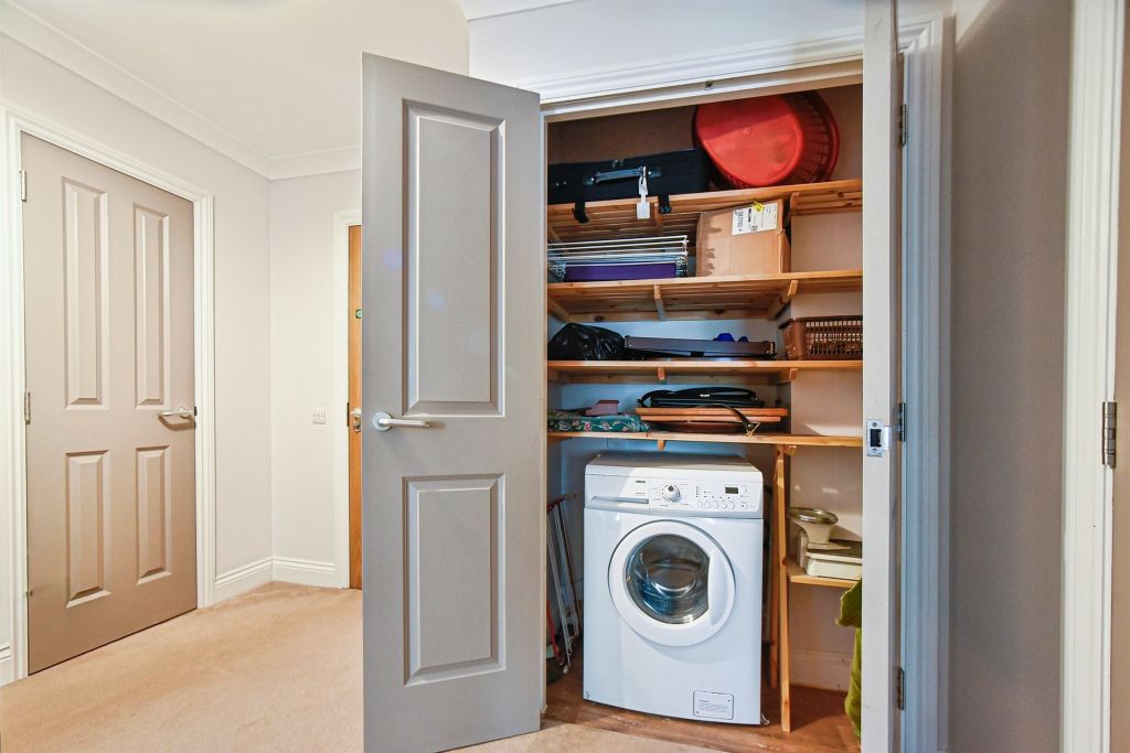 Additional image 7 of 2 bed flat for saleKingsdown Road, South Marston, Swindon SN3