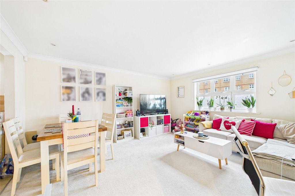 Additional image 3 of 2 bed flat for saleOgden Park, Broad Lane, Bracknell, Berkshire RG12