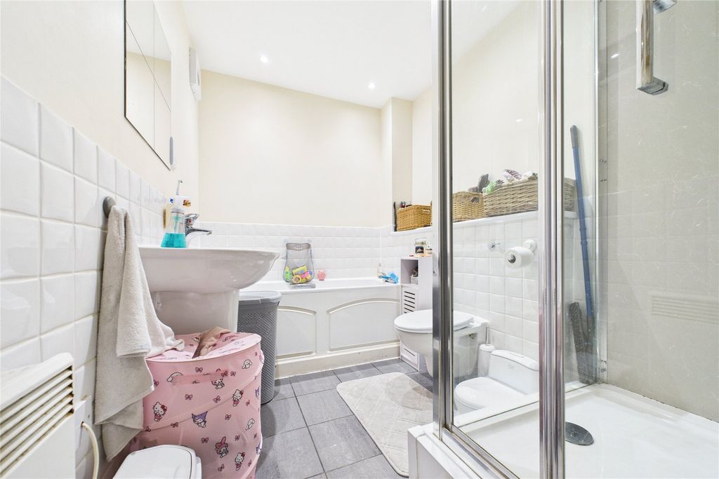Additional image 5 of 2 bed flat for saleOgden Park, Broad Lane, Bracknell, Berkshire RG12