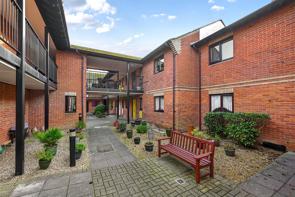 Additional image 2 of 2 bed flat for saleBroom Way, Blackwater, Camberley GU17