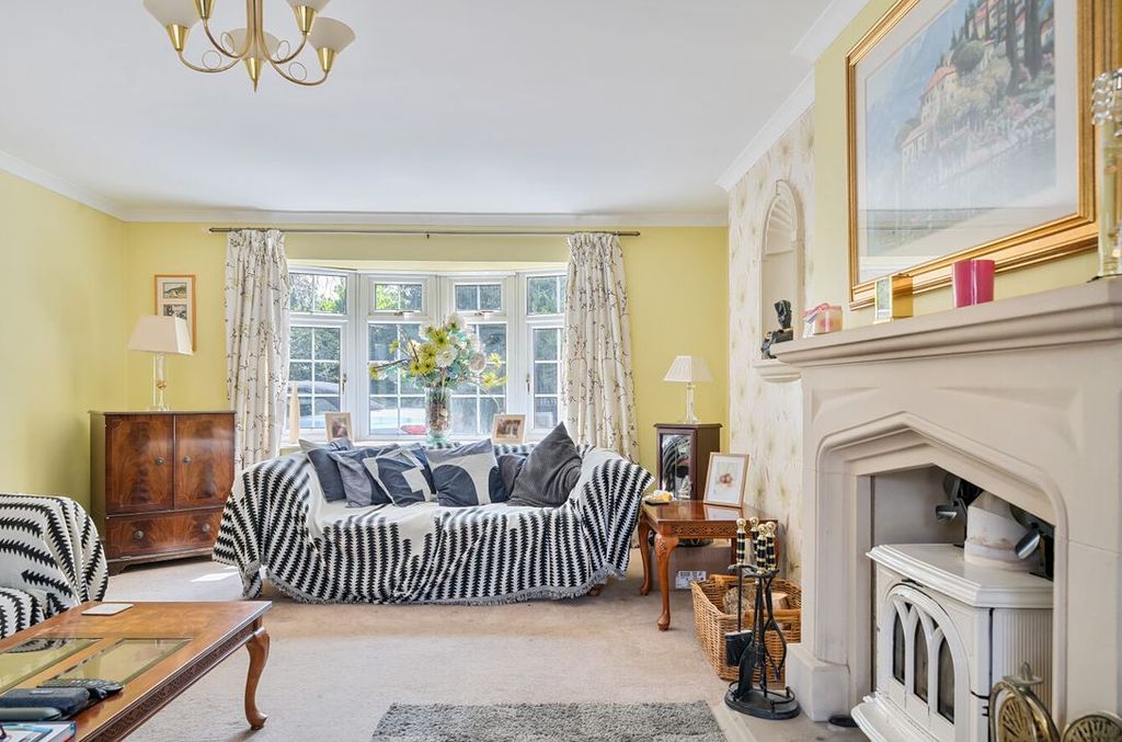 Additional image 24 of 5 bed detached house for saleNew Road, Chiseldon, Swindon SN4