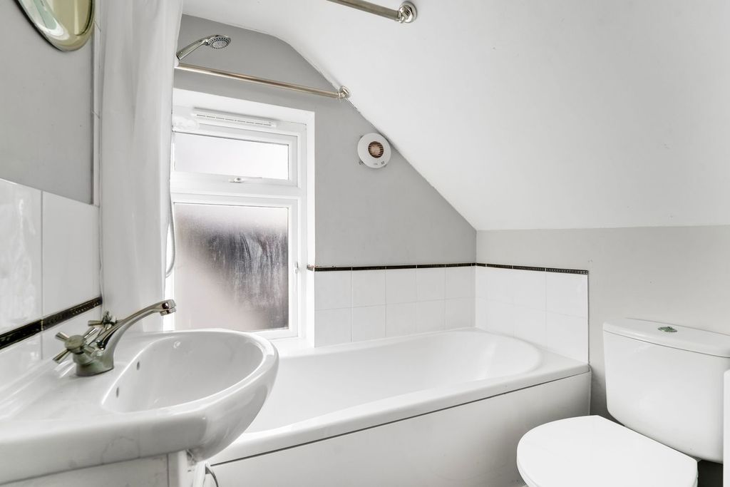 Additional image 14 of 4 bed semi-detached house for saleLovel Road, Winkfield, Windsor, Berkshire SL4
