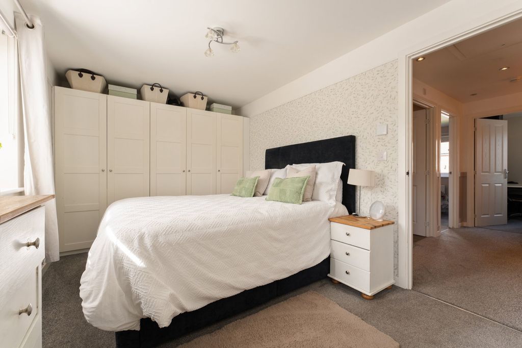 Additional image 8 of 3 bed detached house for saleIvie Place, Salisbury SP2