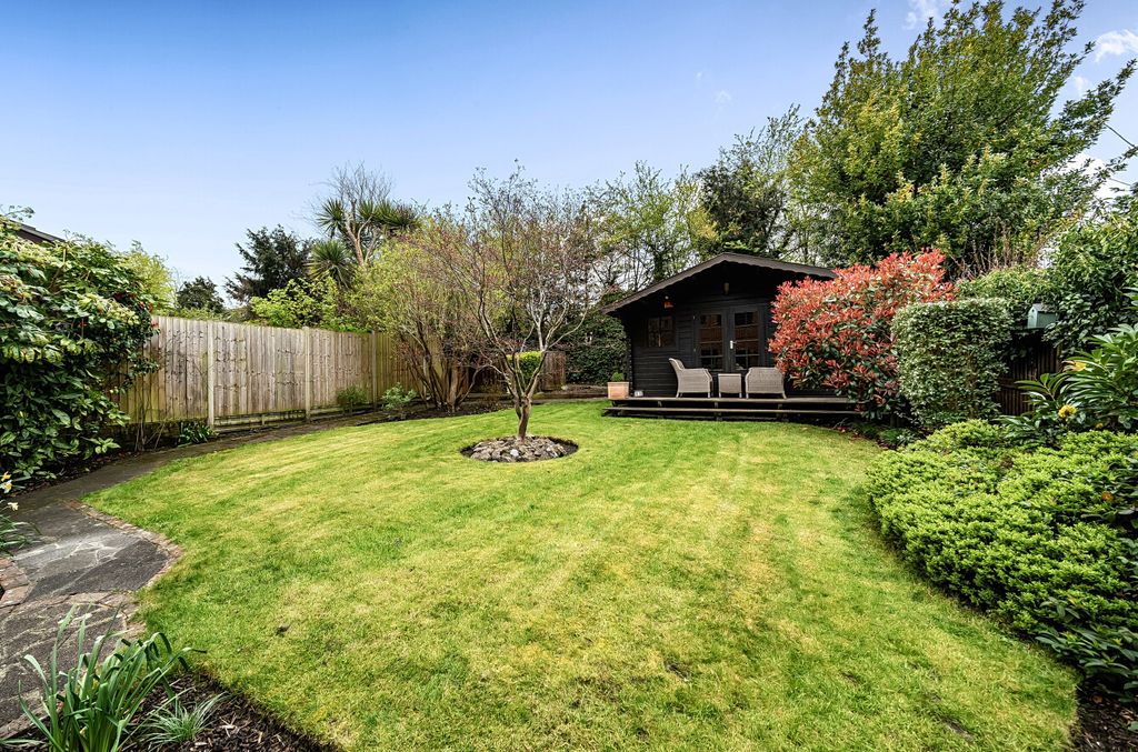 Additional image 4 of 4 bed detached house for saleRose Hill, Binfield, Bracknell RG42