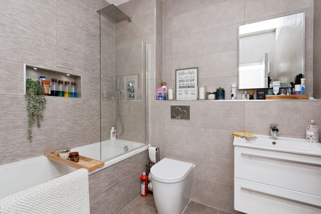 Additional image 9 of 1 bed flat for saleOpladen Way, Bracknell RG12