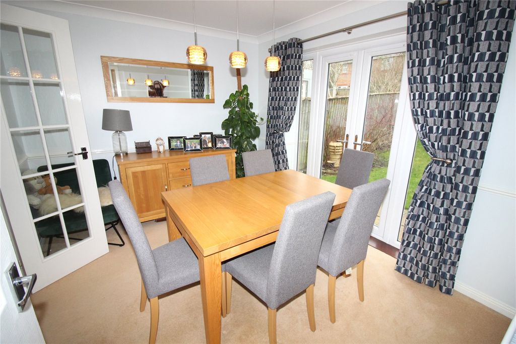 Additional image 7 of 4 bed detached house for saleGarson Road, Swindon, Wiltshire SN25