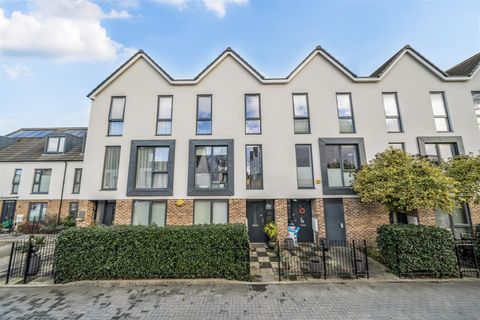 Debden Place, Uxbridge UB10
