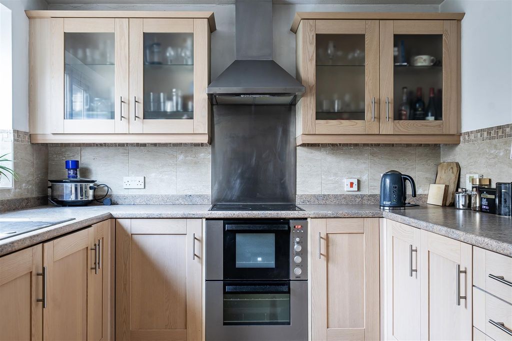 Additional image 17 of 4 bed detached house for saleOak Tree Close, Trowbridge BA14