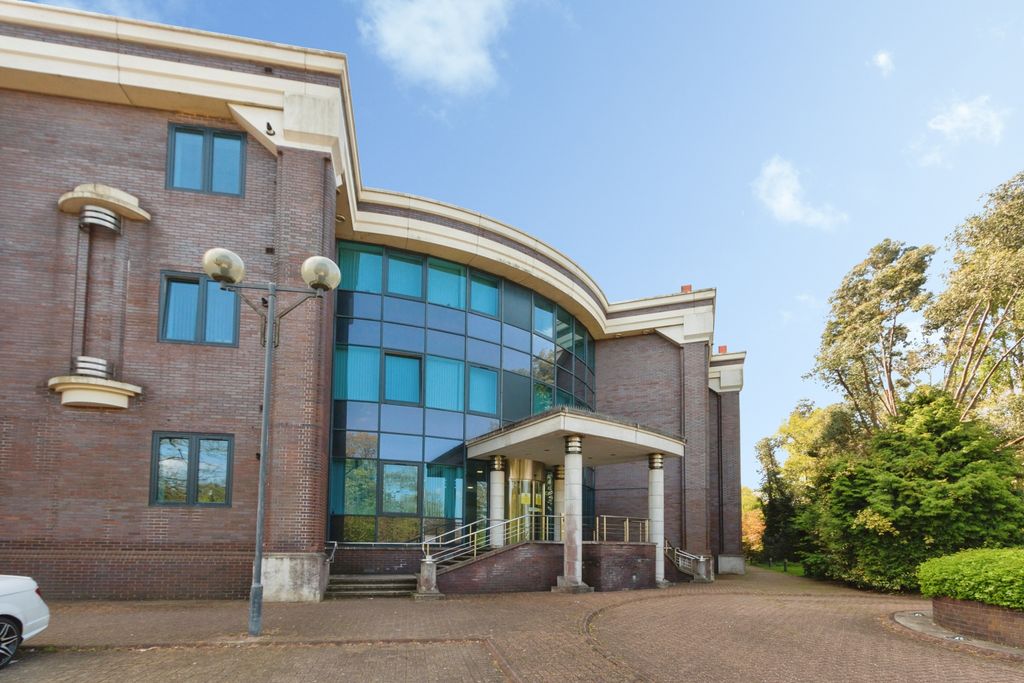 Additional image 12 of 1 bed flat for saleOpladen Way, Bracknell RG12
