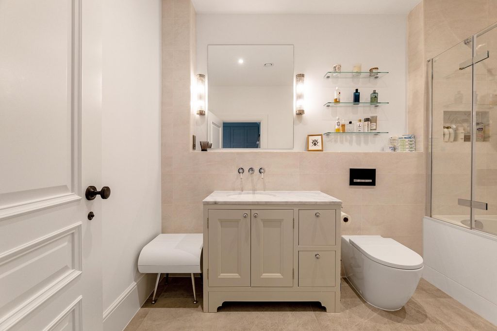 Additional image 14 of 2 bed flat for saleWinkfield Park Winkfield Row Bracknell, Berkshire RG42