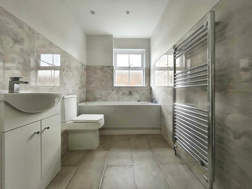 Additional image 13 of 4 bed detached house for saleHale End, Bracknell, Berkshire RG12