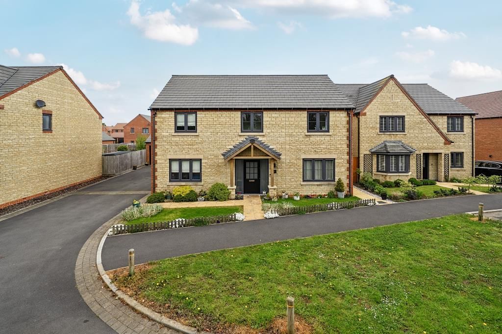 Additional image 24 of 5 bed detached house for saleAki Court, Blunsdon SN26