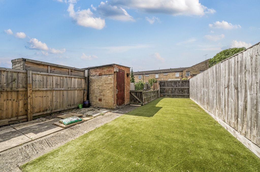 Additional image 2 of 3 bed terraced house for saleCrawford Close, Freshbrook, Swindon SN5