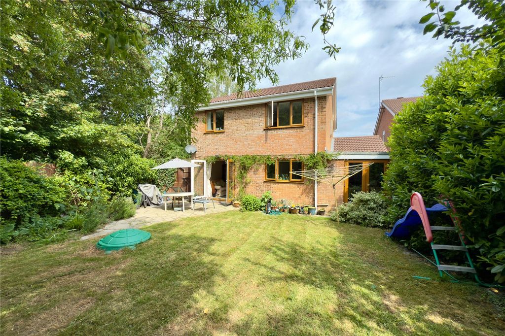 Additional image 18 of 4 bed detached house for saleEddington Road, Bracknell, Berkshire RG12