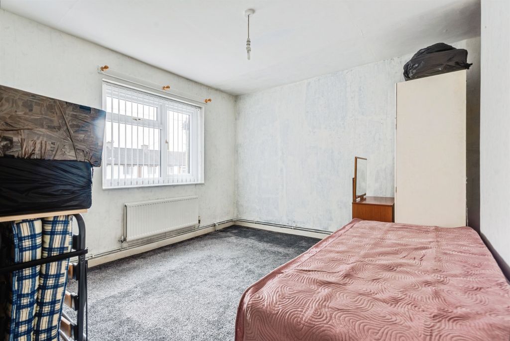 Additional image 15 of 3 bed terraced house for salePinnocks Place, Swindon SN2