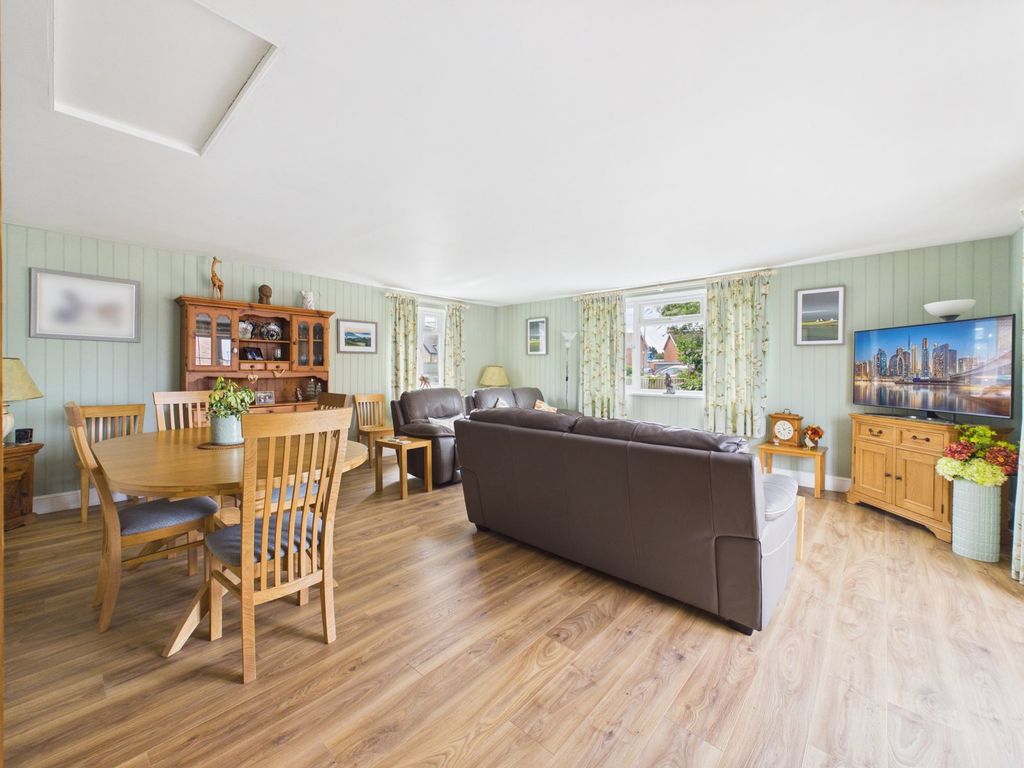 Additional image 2 of 3 bed bungalow for saleWoodrow Road, Melksham SN12