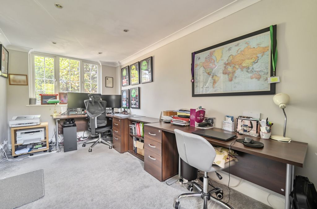 Additional image 17 of 4 bed detached house for saleJigs Lane South, Warfield, Bracknell RG42