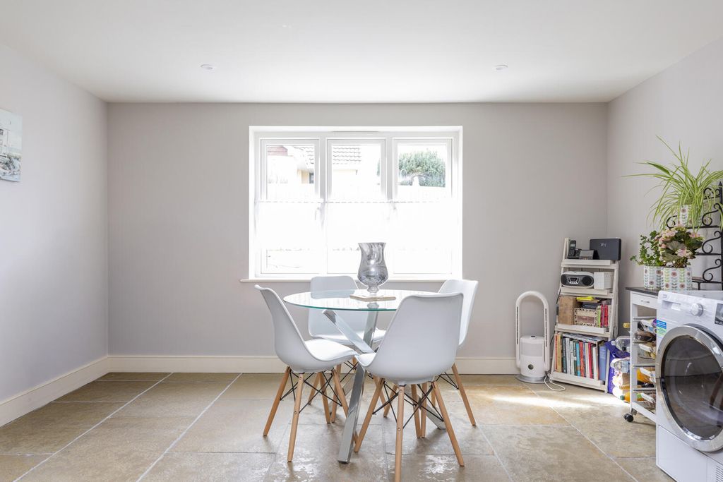 Additional image 8 of 2 bed property for saleSwallowcliffe, Salisbury SP3