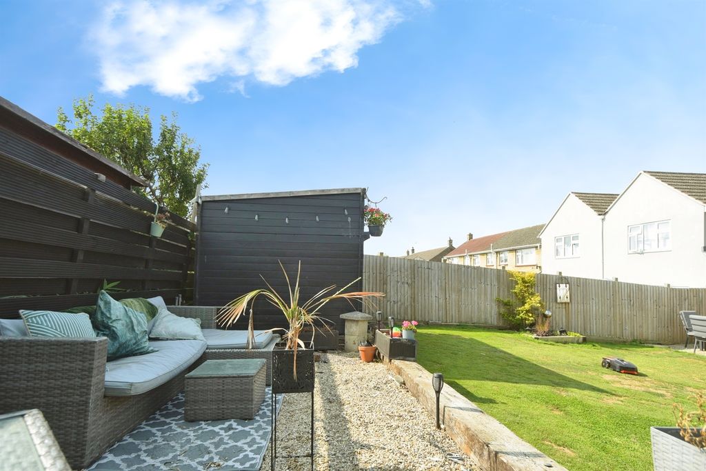 Additional image 16 of 5 bed semi-detached house for saleDownham Mead, Chippenham SN15
