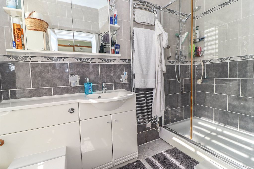 Additional image 11 of 2 bed flat for saleRamridge Park, Andover, Hampshire SP11