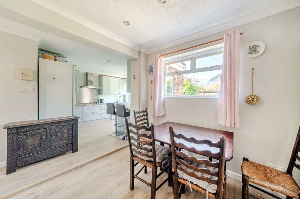 Additional image 5 of 3 bed detached house for saleQueens Close, Ascot SL5