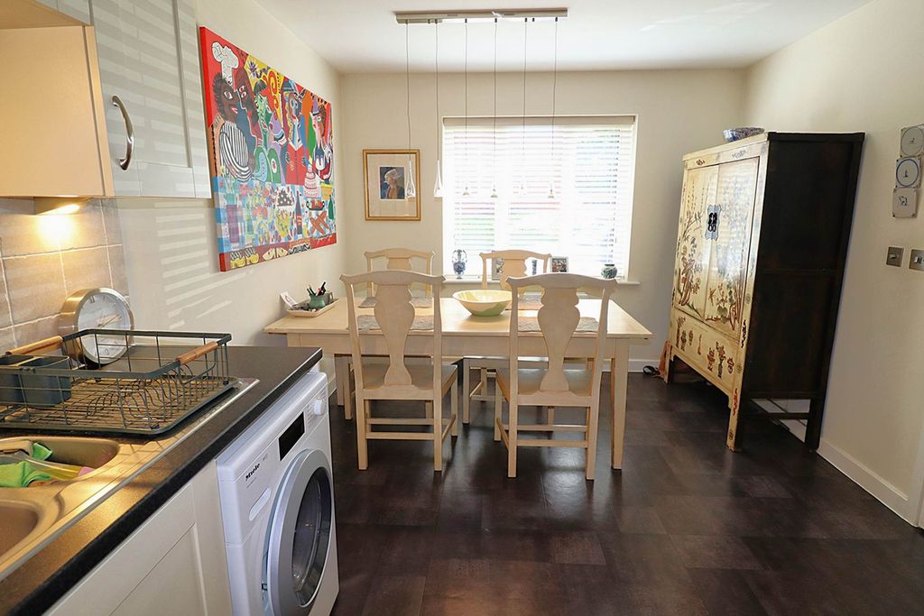 Additional image 4 of 4 bed semi-detached house for saleWhite Horse Road, Marlborough SN8