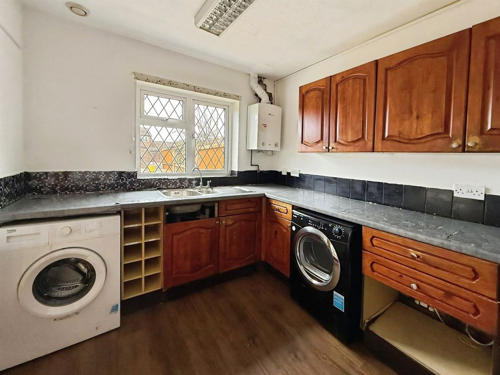 Additional image 7 of 4 bed semi-detached house for saleCastlefield Close, Eastleaze, Swindon SN5