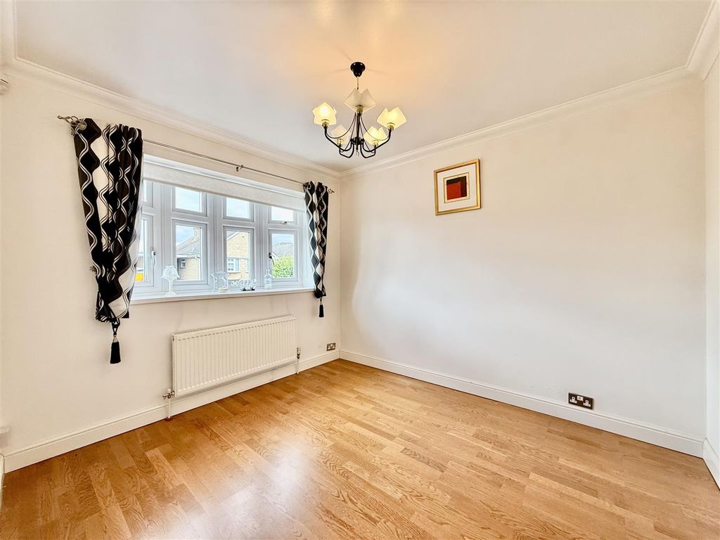 Additional image 8 of 3 bed detached bungalow for saleEgerton Close, Swindon SN3