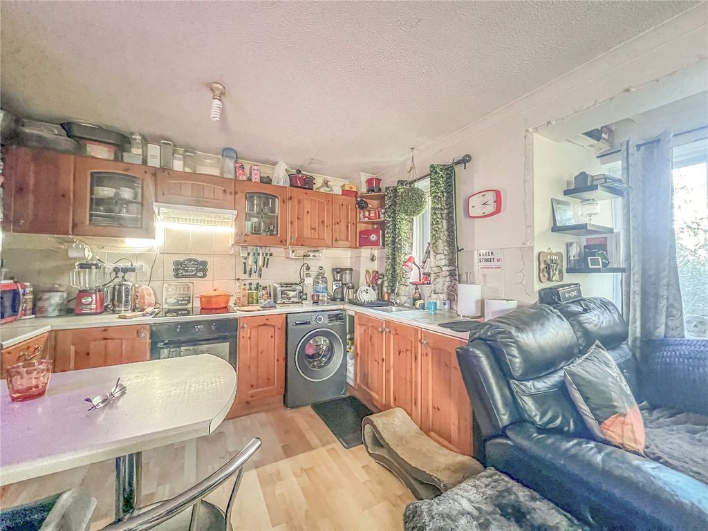 Additional image 4 of 1 bed end terrace house for saleEverleigh Close, Trowbridge BA14
