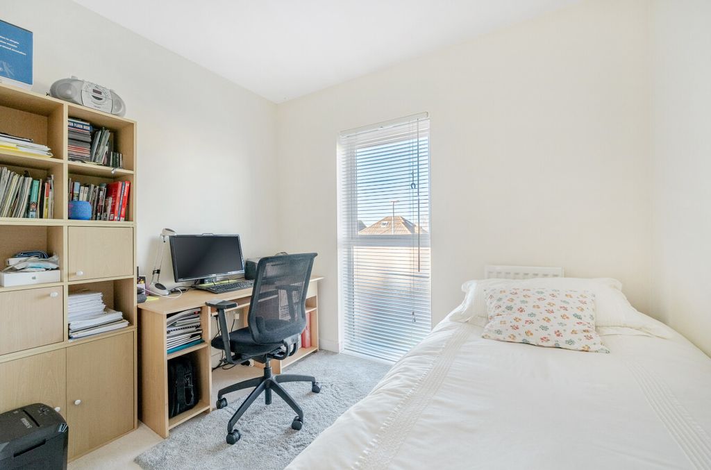 Additional image 12 of 4 bed detached house for saleOkus Road, Old Town, Swindon SN1