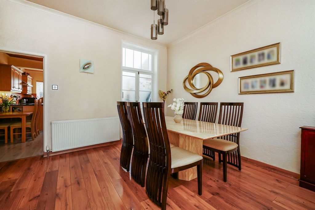 Additional image 6 of 4 bed terraced house for saleKent Road, Swindon SN1