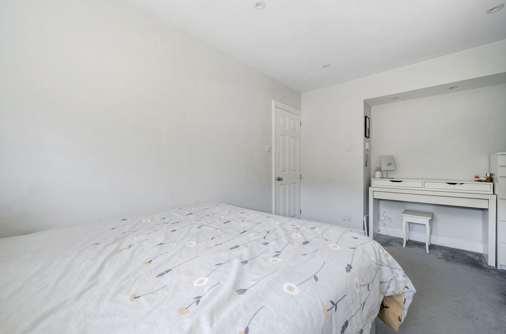 Additional image 19 of 4 bed detached house for saleKyle Close, Bracknell, Berkshire RG12