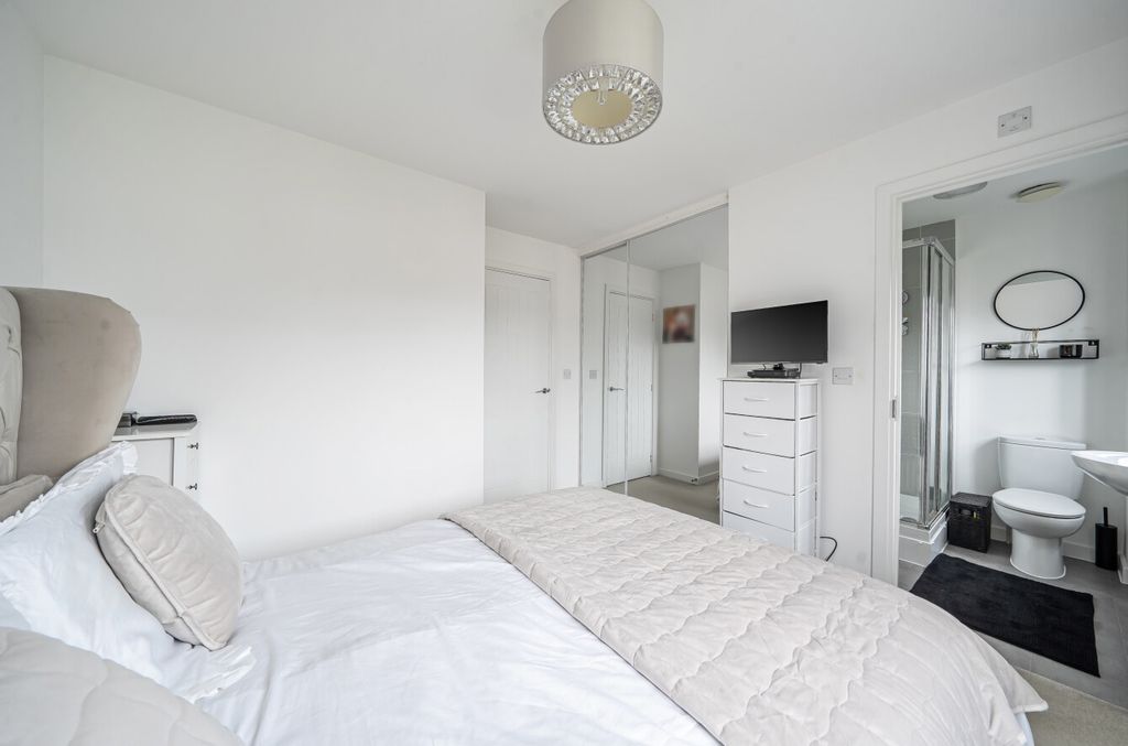 Additional image 15 of 3 bed detached house for saleHill View, Ridgeway Farm, Swindon SN5