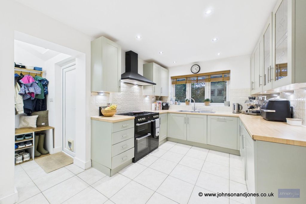 Additional image 10 of 4 bed detached house for saleSt. Johns Road, Ascot SL5