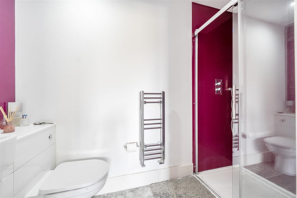 Additional image 16 of 4 bed semi-detached house for saleSouth Meadow, Crowthorne, Berkshire RG45