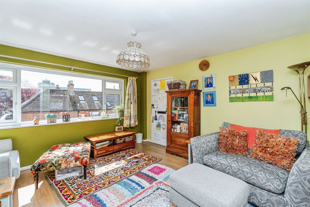 Additional image 4 of 1 bed flat for saleMill Lane, Romsey SO51