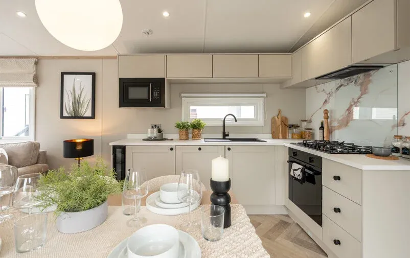 Additional image 6 of 4 bed mobile/park home for saleLandford, Salisbury SP5