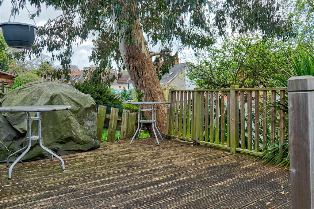 Additional image 13 of 4 bed terraced house for saleClifton Street, Swindon, Wiltshire SN1