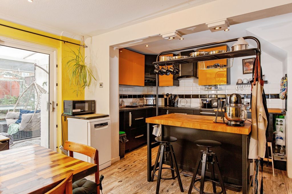 Additional image 4 of 3 bed end terrace house for saleLangford Road, Trowbridge BA14
