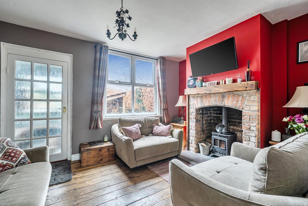 3 bed terraced house for saleBunnies Lane, Rowde SN10