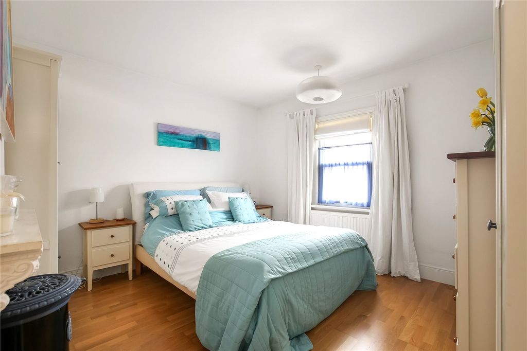 Additional image 7 of 4 bed country house for saleCanada Road, West Wellow, Romsey, Hampshire SO51