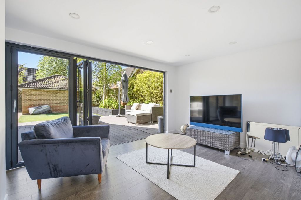 Additional image 12 of 4 bed detached house for saleRoundshead Drive, Warfield RG42