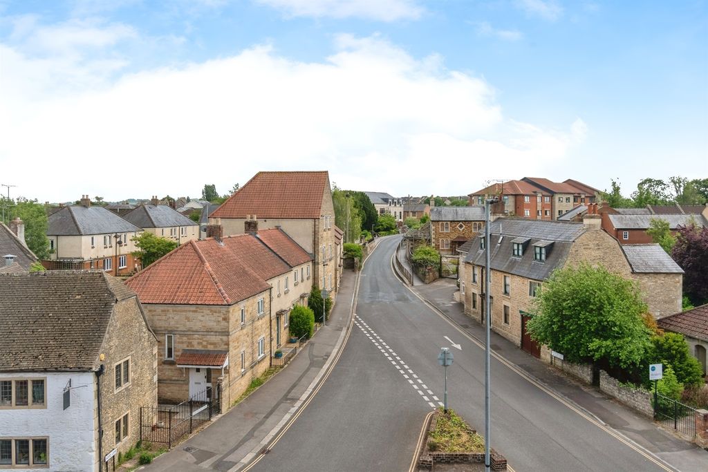 Additional image 7 of 1 bed flat for saleGladstone Road, Chippenham SN15