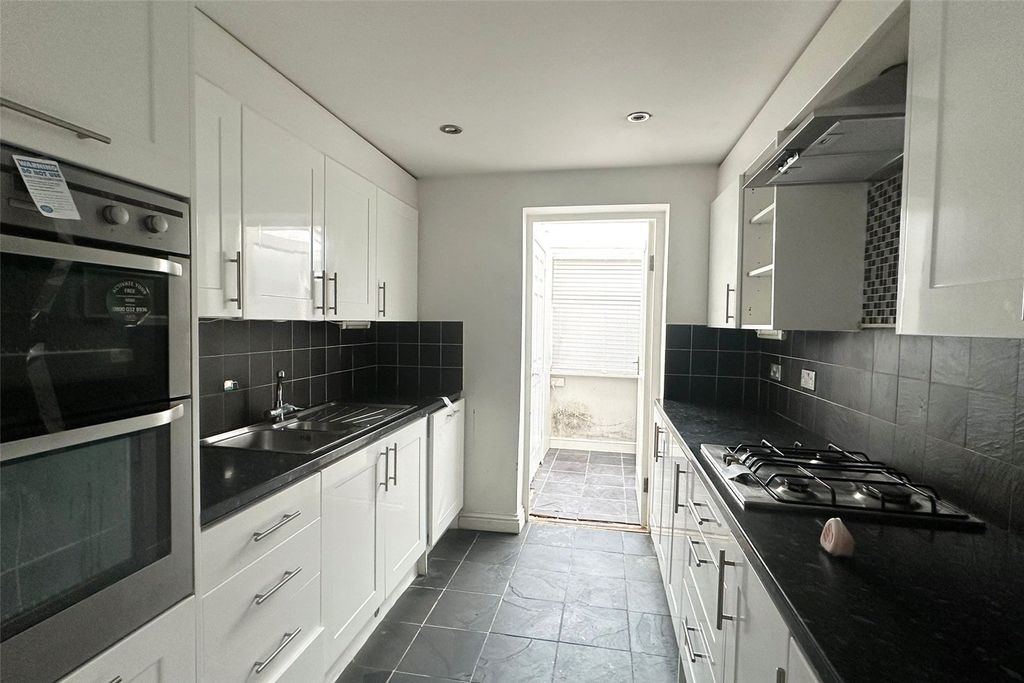 Additional image 2 of 3 bed terraced house for saleWheatley, Bracknell, Berkshire RG12