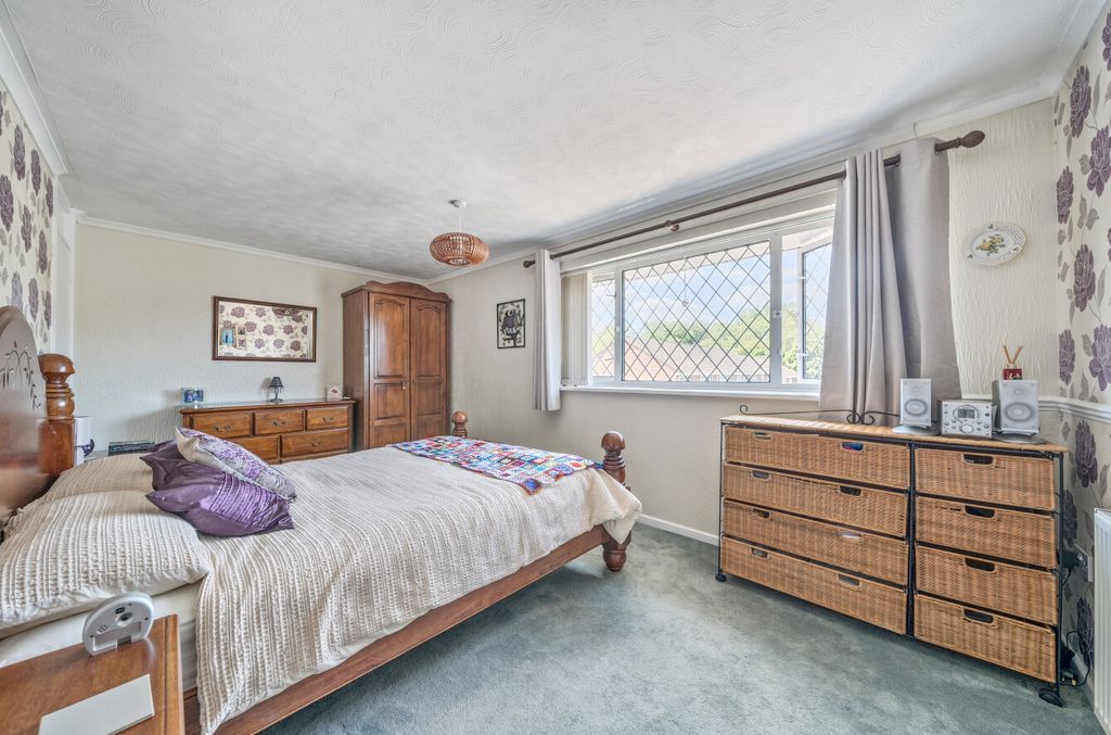 Additional image 15 of 3 bed terraced house for saleHawker Road, Eldene, Swindon SN3