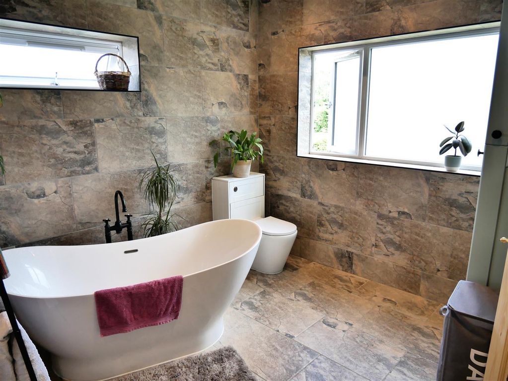 Additional image 17 of 4 bed semi-detached house for saleLowden, Chippenham SN14